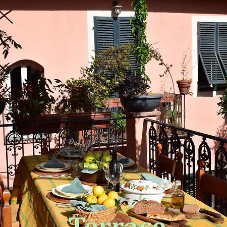 Appartement Il Carmine charme&terrace à Lucques Extérieur photo