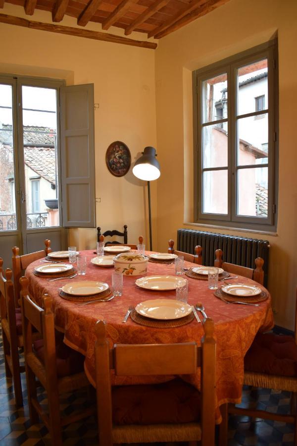 Appartement Il Carmine charme&terrace à Lucques Extérieur photo