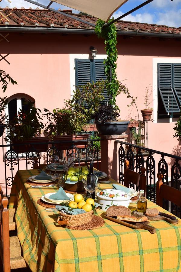 Appartement Il Carmine charme&terrace à Lucques Extérieur photo